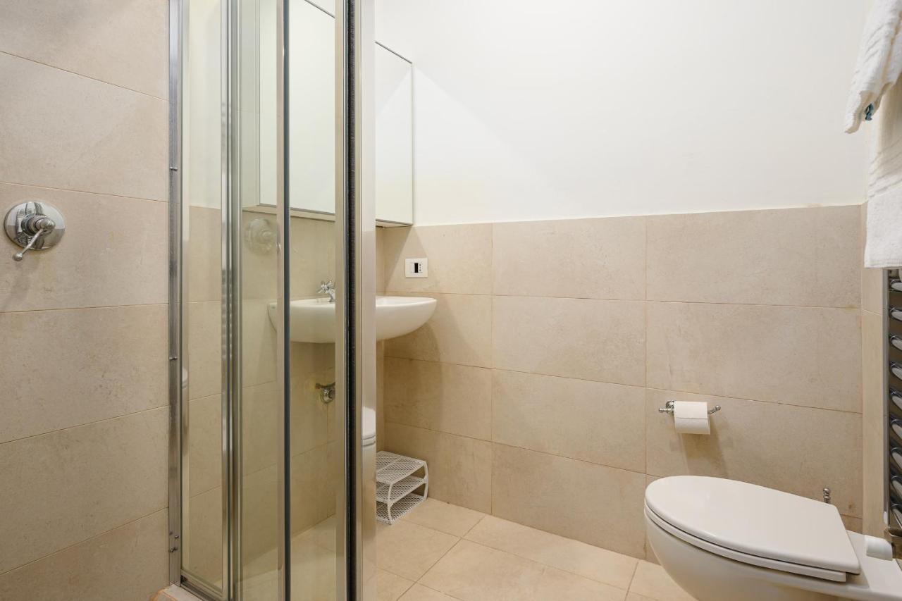 San Lorenzo - Pioppette Charme Apartment Milan Bagian luar foto